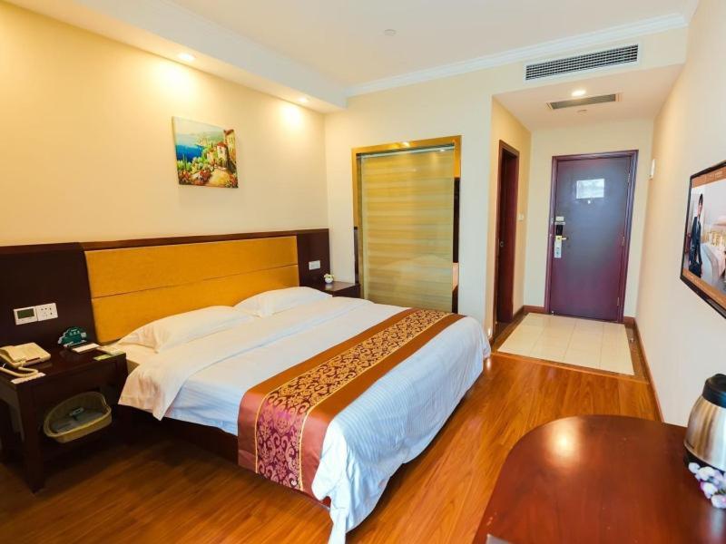Greentree Inn Shanghai Jiading The South Of F1 Circuit Fangtai Hardware Market Express Hotel Exterior photo